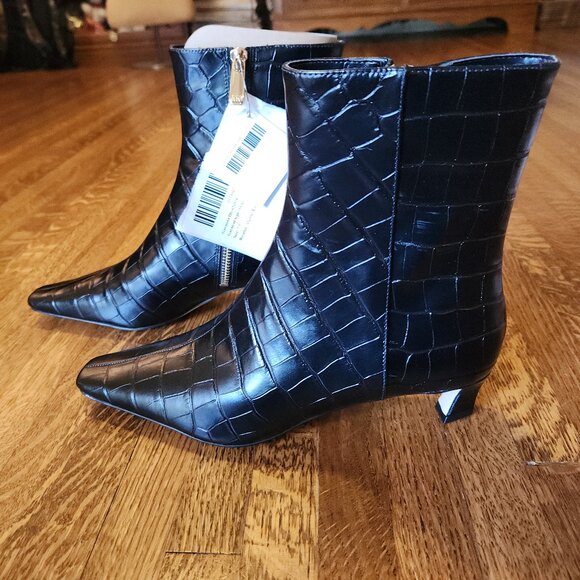 NWOB Michael Kors Cosmo Crocodile Embossed Leather Kitten Heel Dress Bootie - Picture 6 of 14